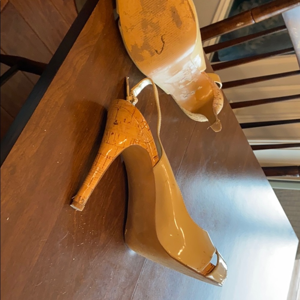 Heels - Picture 4 of 5